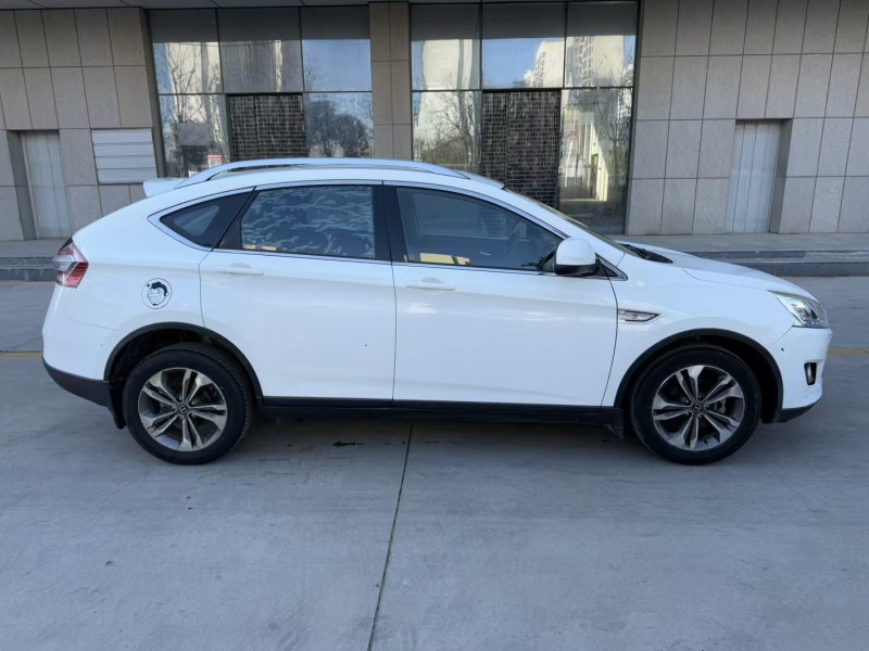 济宁16年纳智捷U6 TURBO7