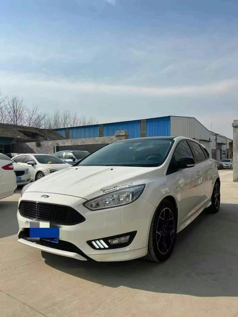 菏泽17年福特福克斯2