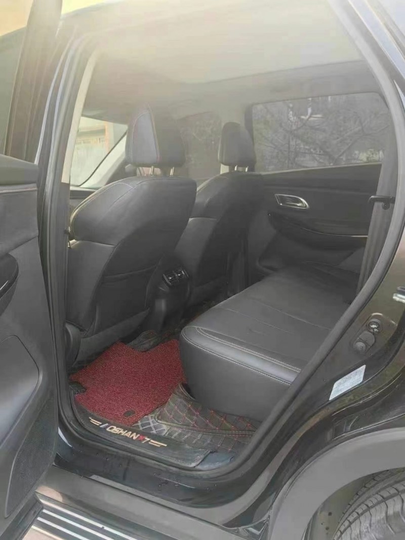 菏泽20年长安汽车欧尚8