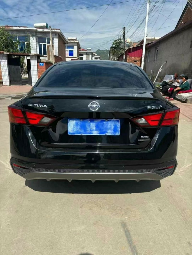 保定21年日产天籁9