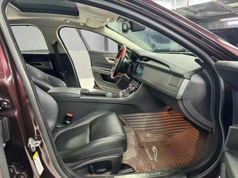 成都23年本田雅阁2