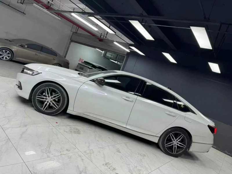 成都23年本田雅阁3