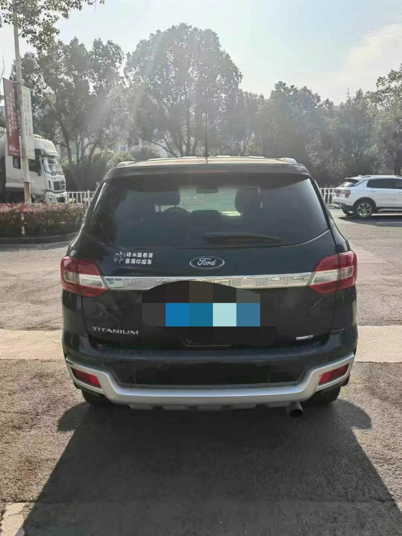 济宁16年福特撼路者2