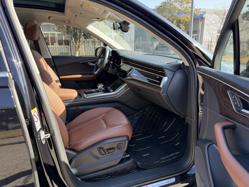 盐城20年奥迪Q75