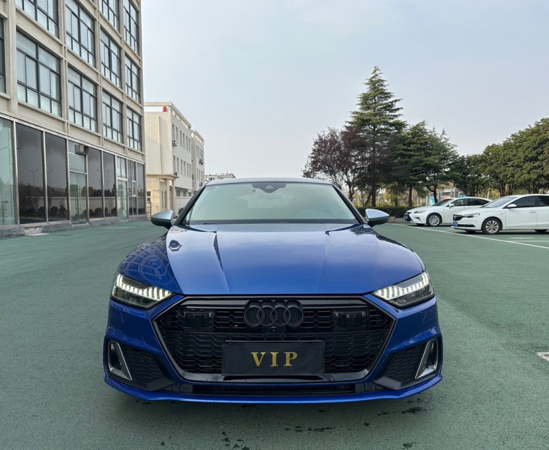 盐城19年奥迪A7L1