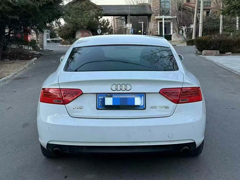 青岛13年奥迪A56