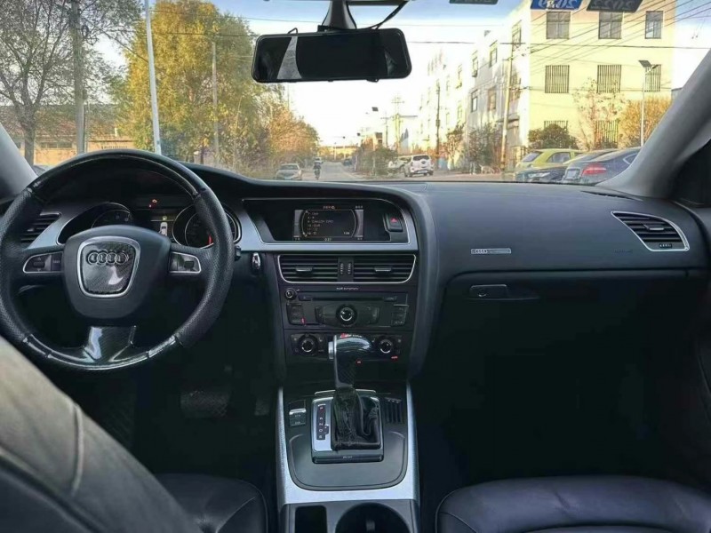 青岛12年奥迪A54