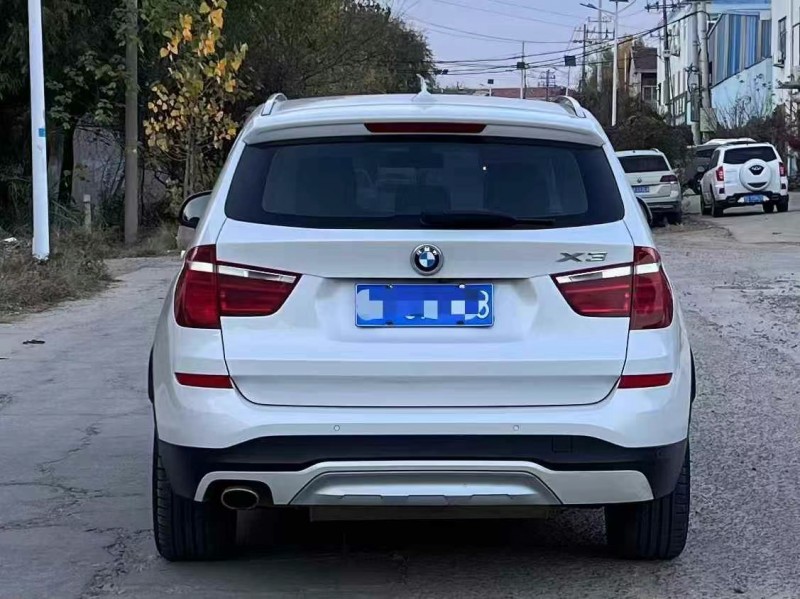 青岛16年宝马X36