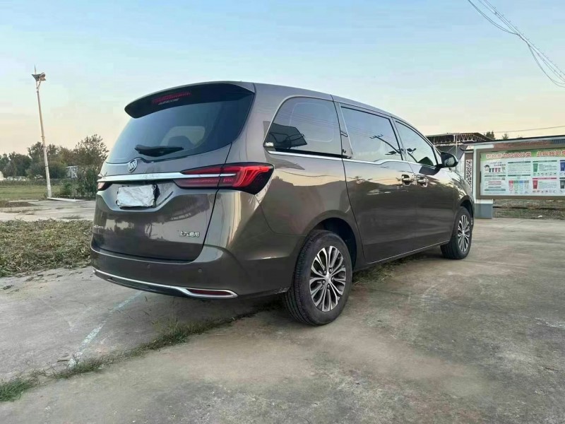 徐州21年别克GL84