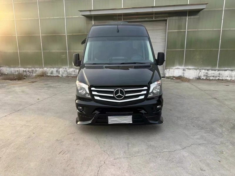 徐州17年奔驰斯宾特1