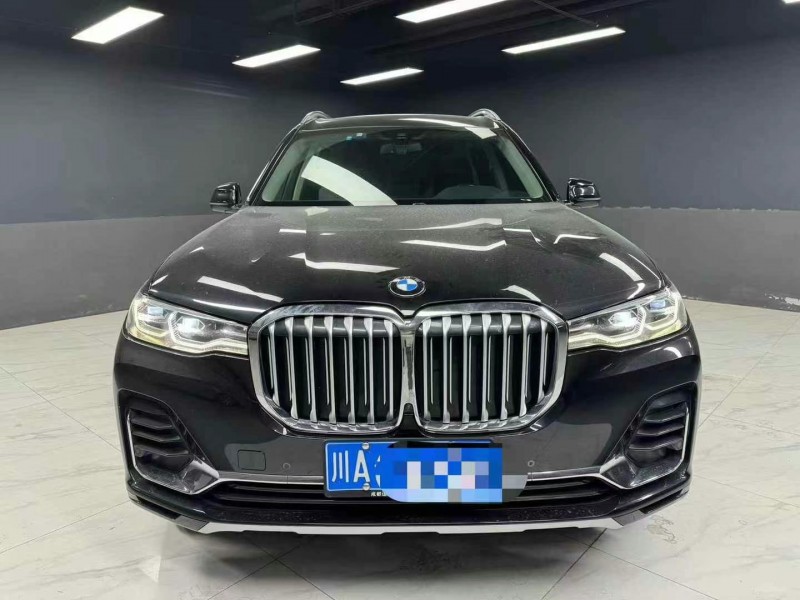成都21年宝马X71