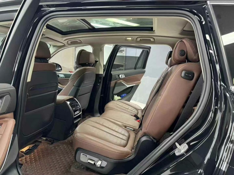 成都21年宝马X79