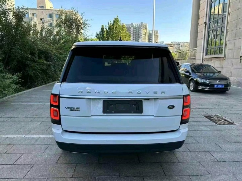 徐州19年路虎揽胜9