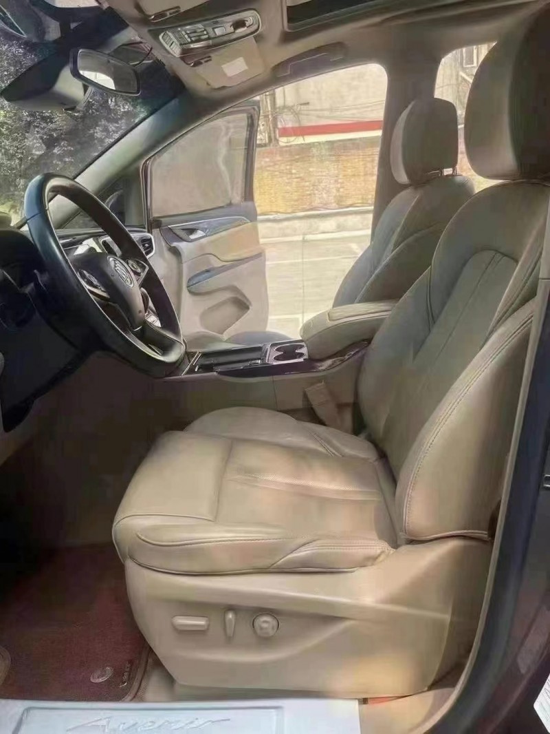 保定21年别克GL85