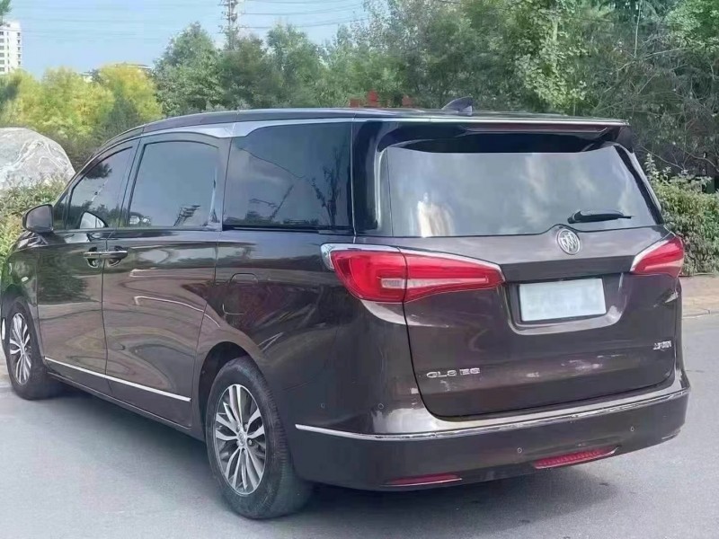 保定21年别克GL86