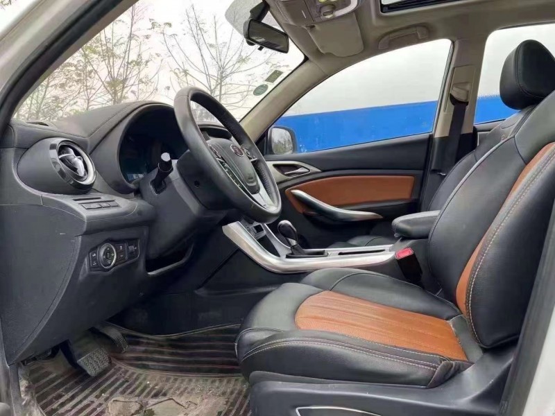 青岛16年比亚迪宋6