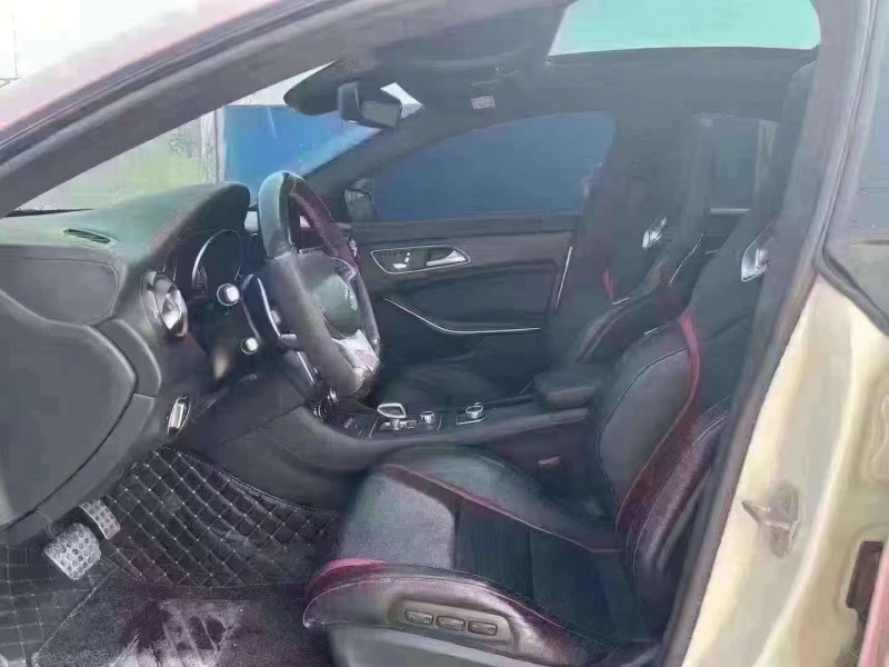 青岛18年奔驰AMG6