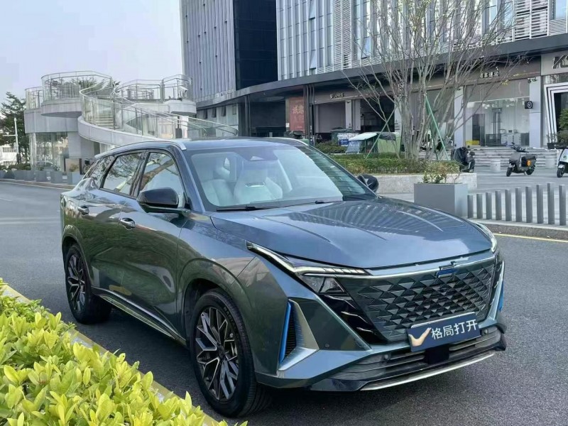 深圳23年長安汽車歐尚2