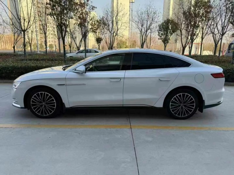 济宁20年比亚迪汉DM4