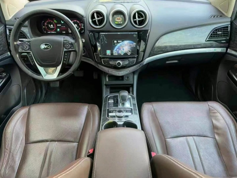 济宁16年比亚迪唐4