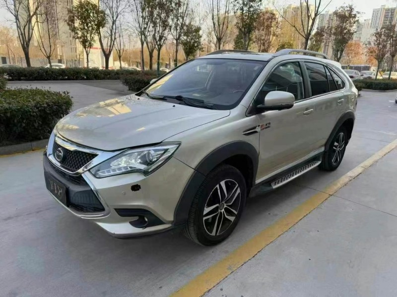 济宁16年比亚迪唐6