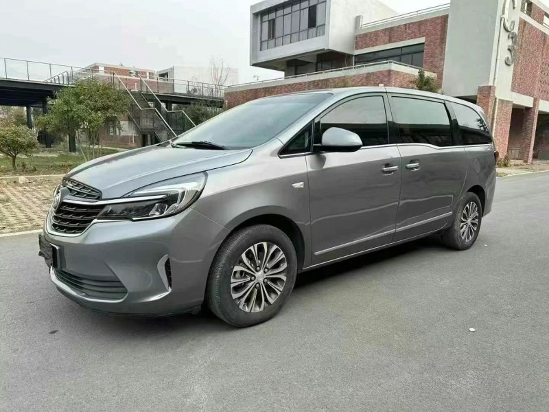 枣庄22年别克GL83