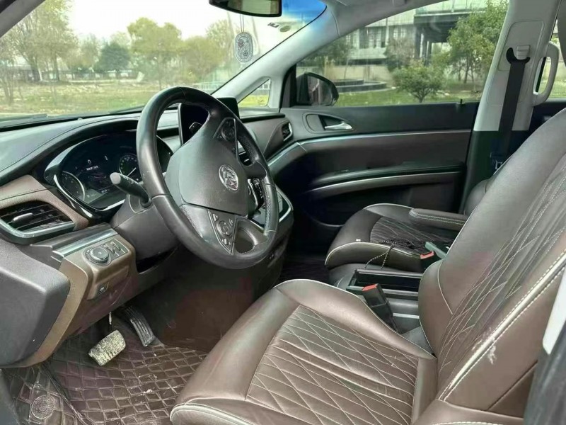 枣庄22年别克GL86