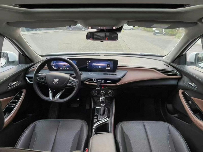 佛山22年别克威朗7