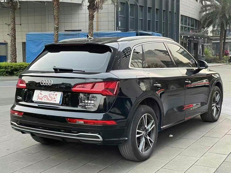 佛山19年奥迪Q55