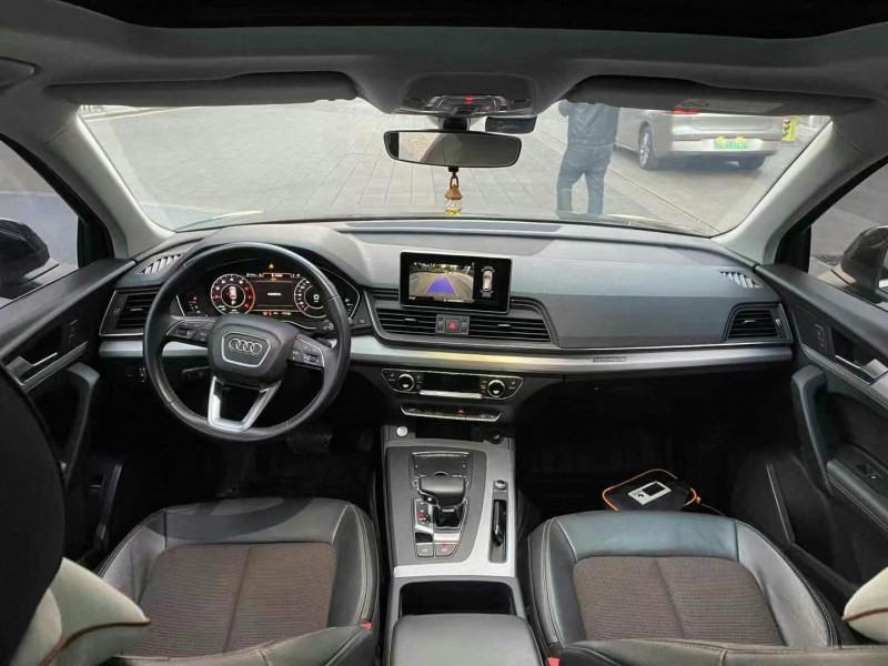 佛山19年奥迪Q57