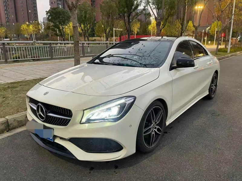 武汉18年奔驰CLA2
