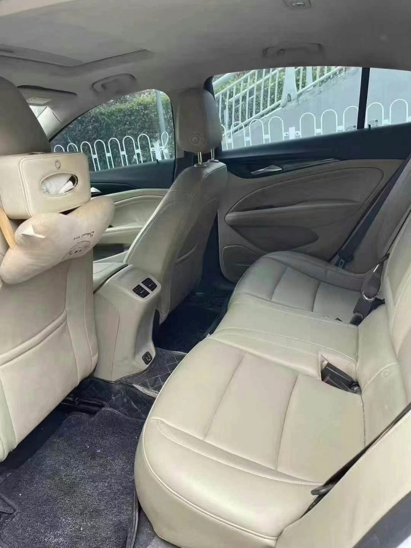 广州20年别克君威6