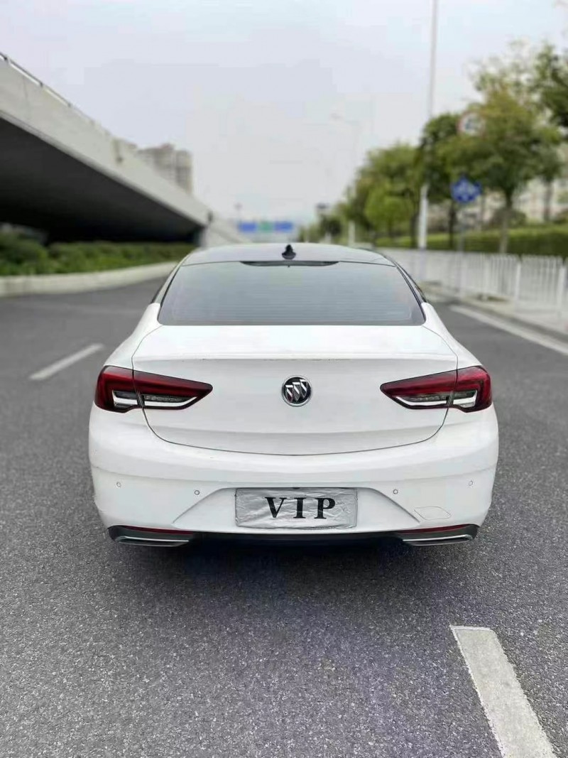 广州20年别克君威9