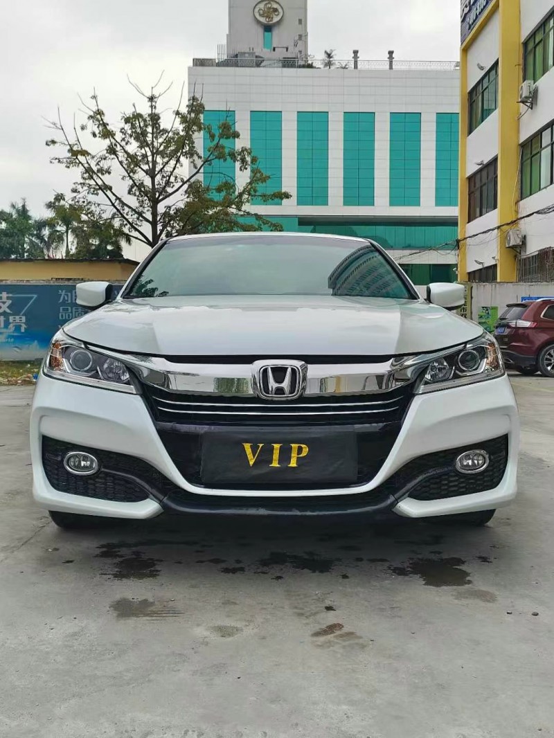 广州17年本田雅阁1