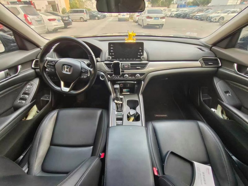 广州21年本田雅阁5