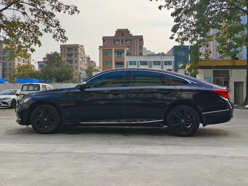 广州21年本田雅阁8