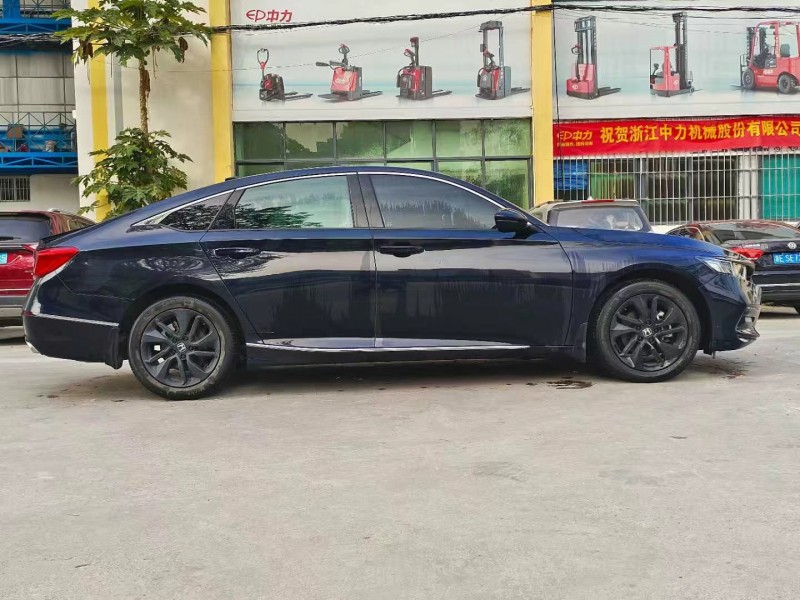 广州21年本田雅阁9