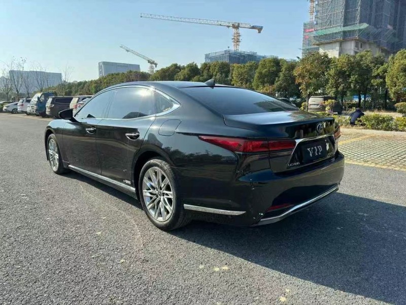 盐城21年雷克萨斯LS6