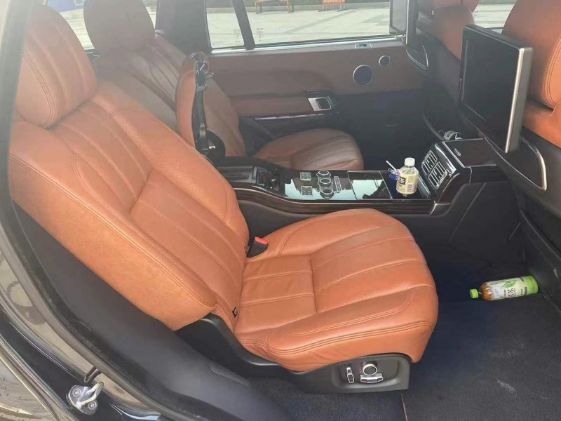 广州17年路虎揽胜行政8