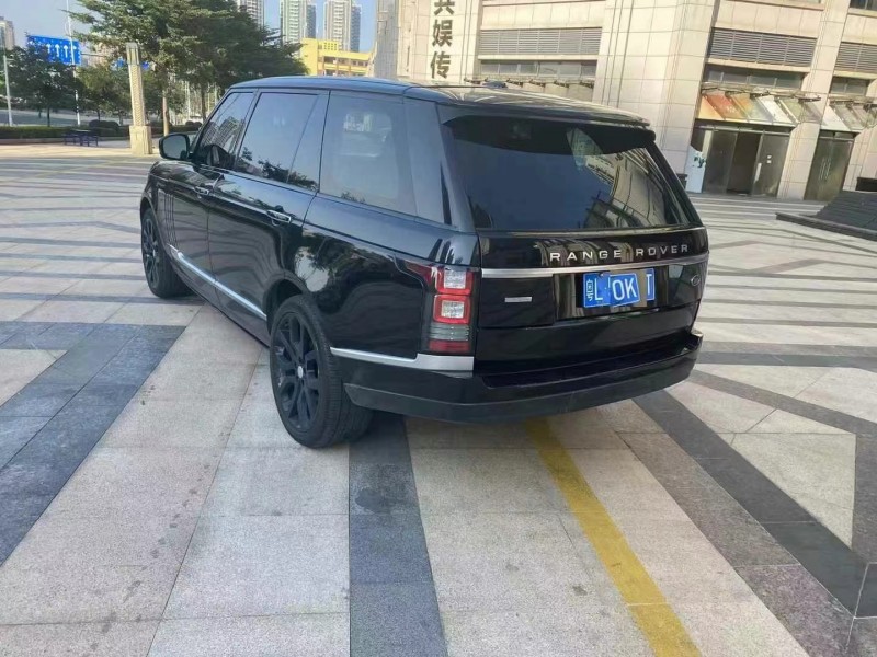 广州17年路虎揽胜行政9