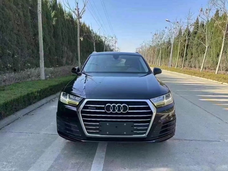 济宁18年奥迪Q71