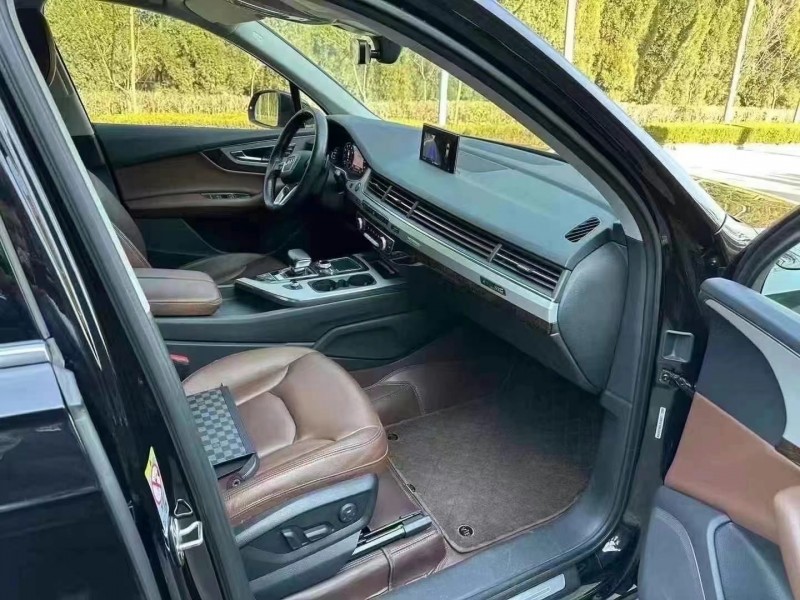 济宁18年奥迪Q74