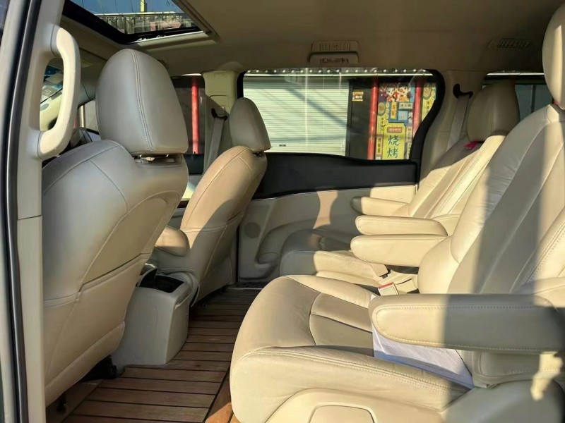 枣庄16年别克GL88