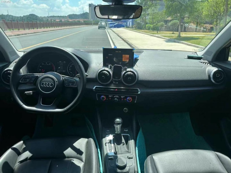 东莞22年奥迪Q24