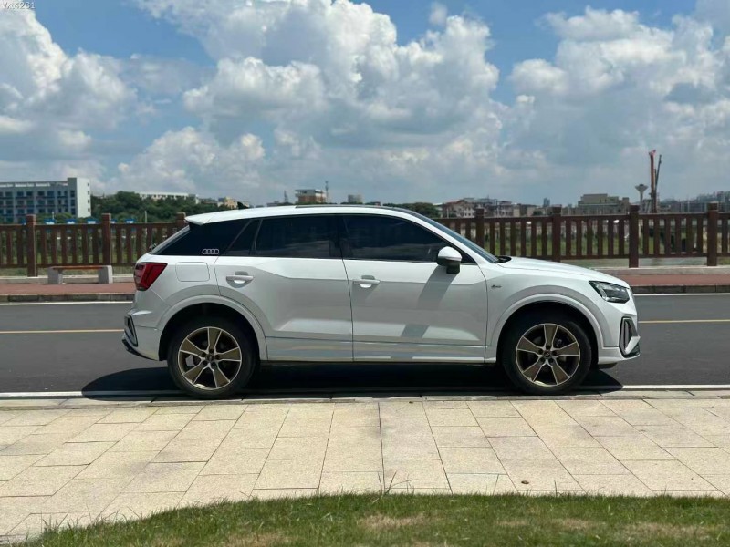 东莞22年奥迪Q27