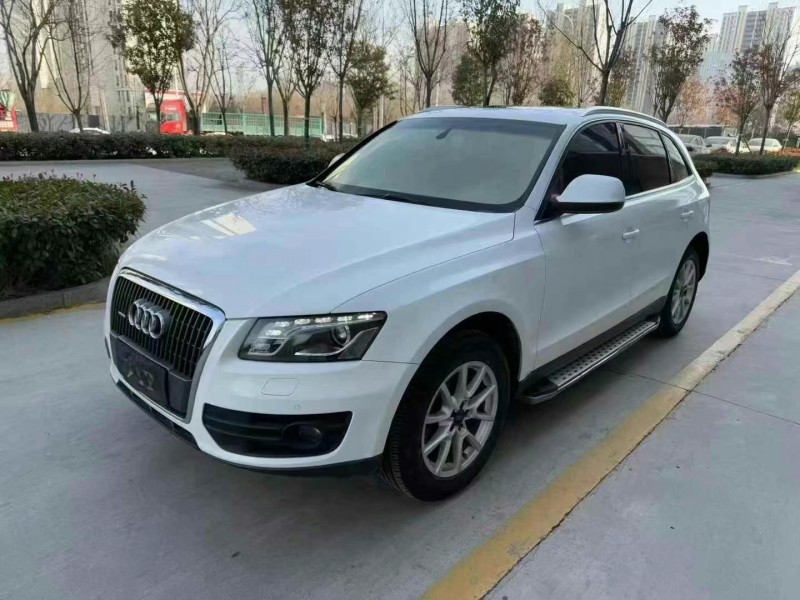 济宁12年奥迪Q56