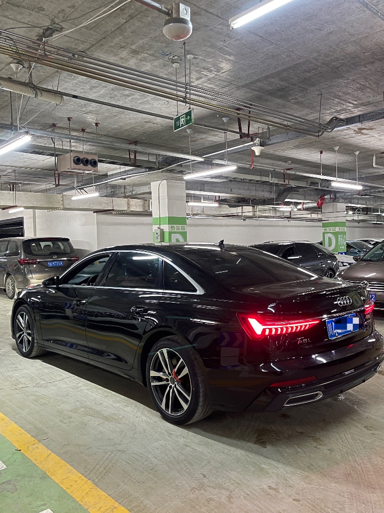 成都20年奧迪A6L4