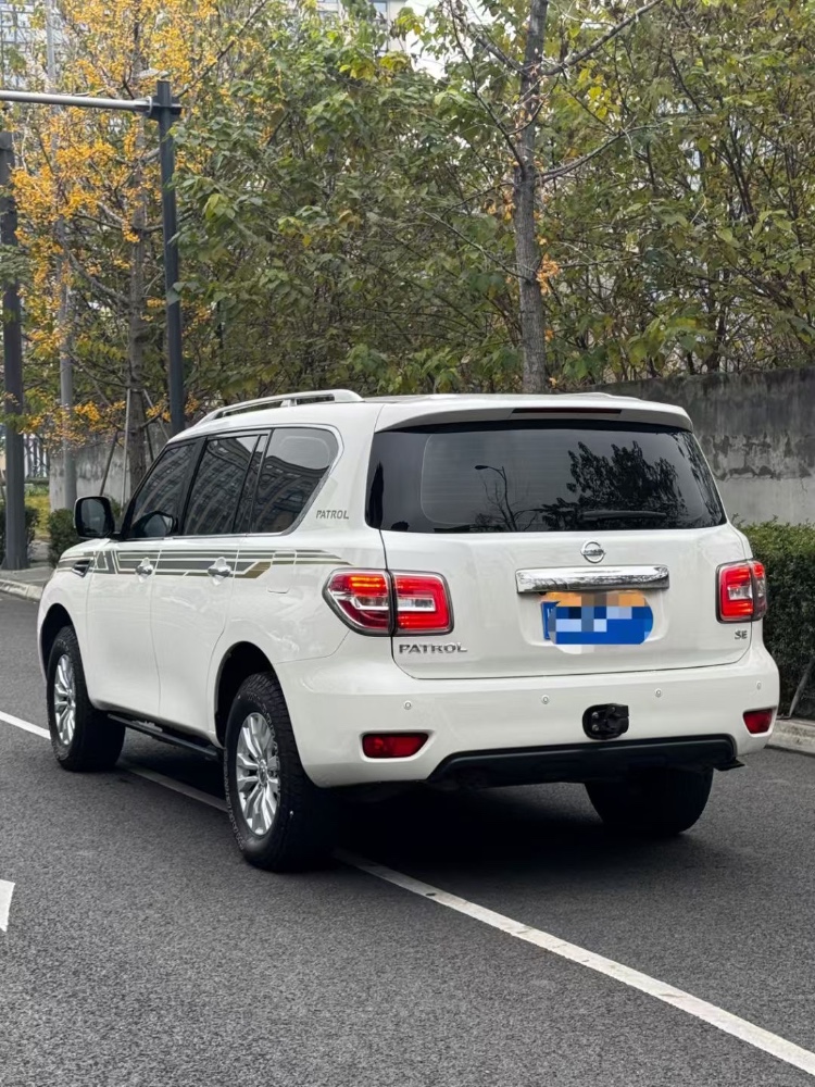成都17年日產途樂2
