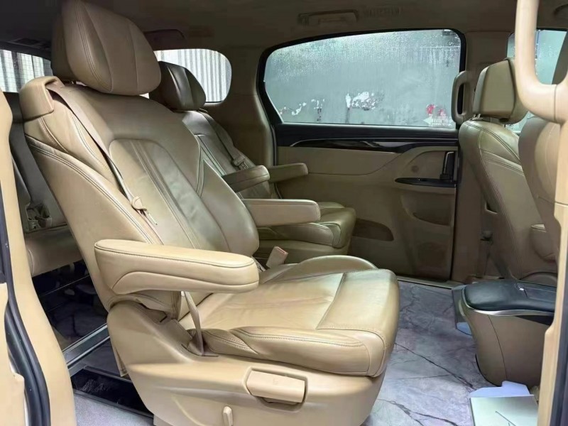 枣庄17年别克GL86