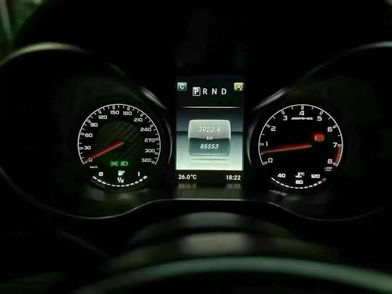 广州16年奔驰AMG5